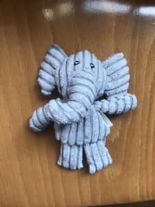 Aidez nous à retrouver la (ou le) propriétaire de ce doudou.